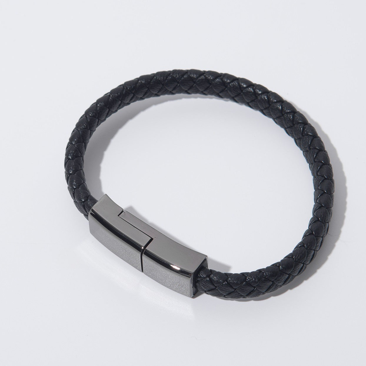 Link-Leather Commuter Bracelet | 2-in-1 Charging Cable Wristband - Nukindz